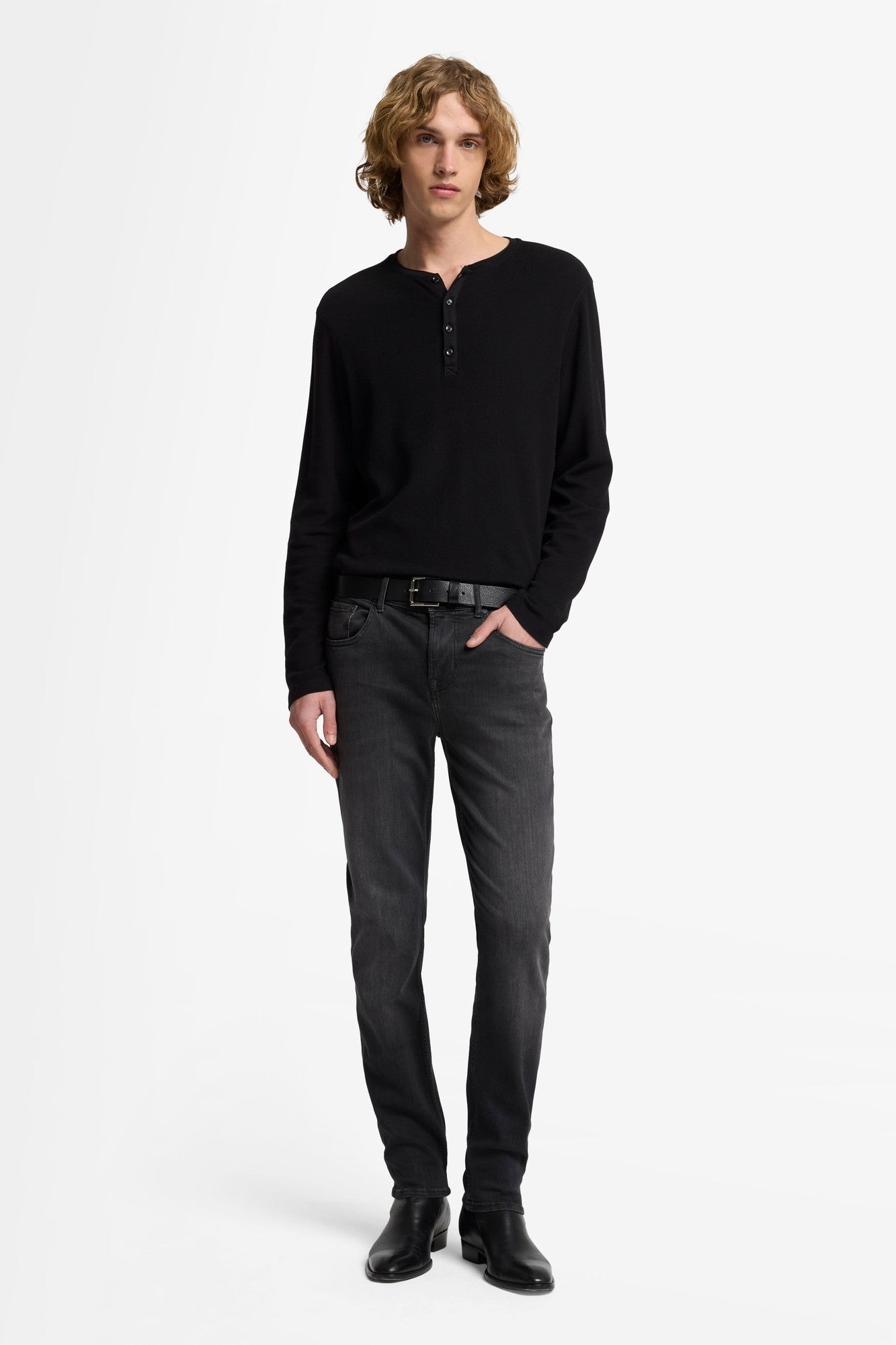 7-for-all-mankind-slimmy-tapered-herren-jeans-luxe-performance-washed-black image 2