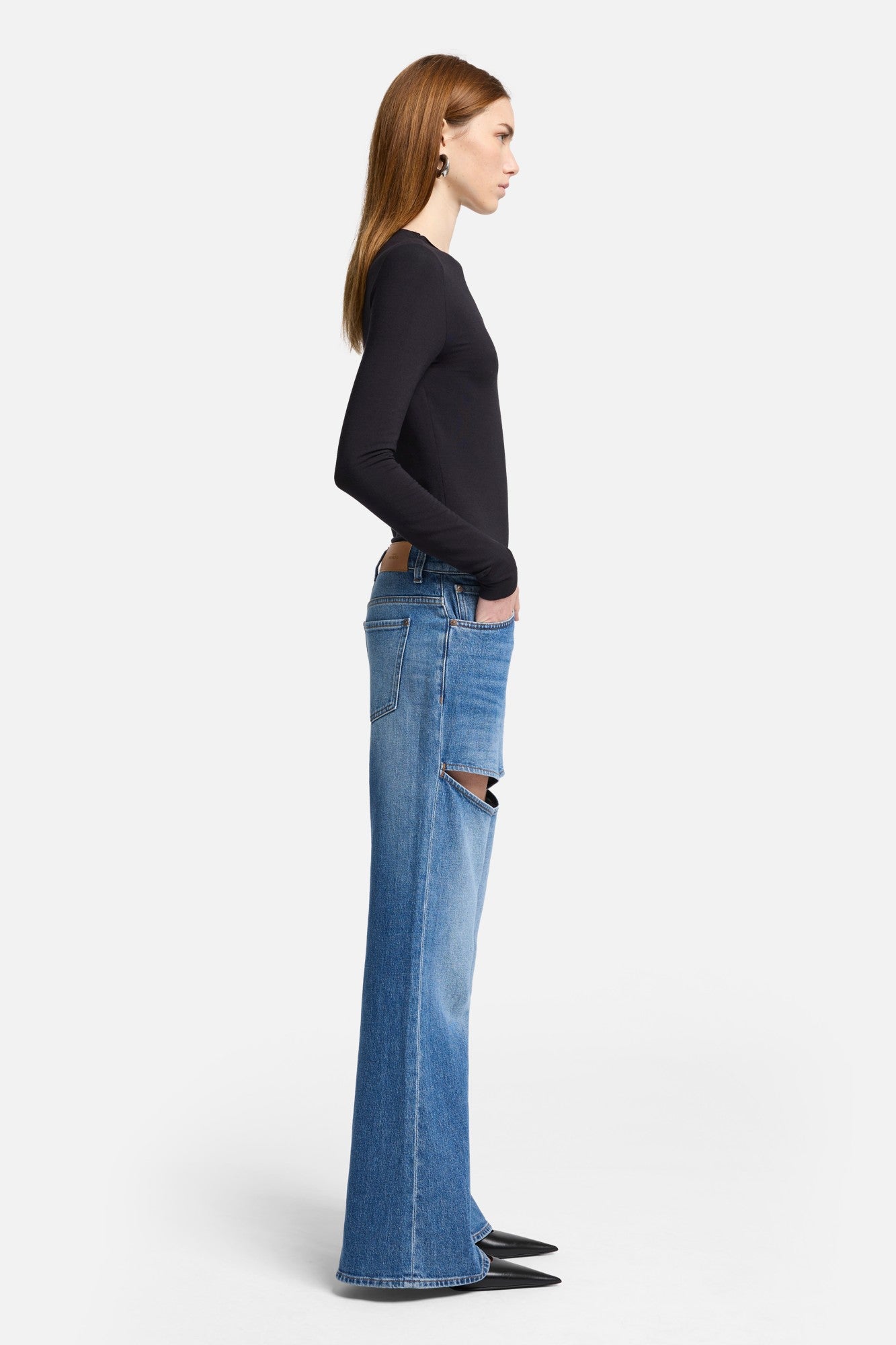 7-for-all-mankind-spencer-flare-jeans-in-weekend image 6