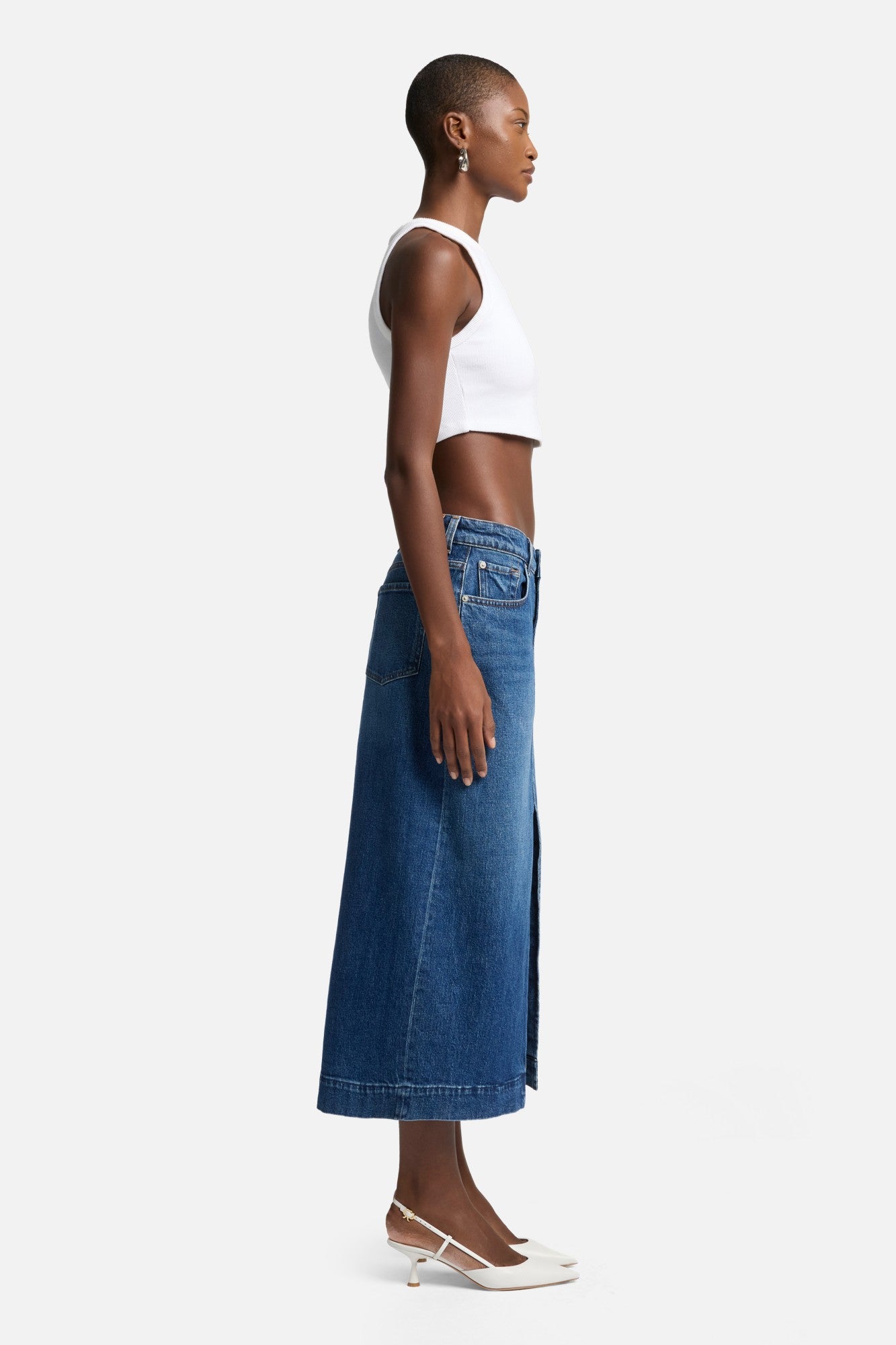 7-for-all-mankind-amber-denim-midi-rock-artifact image 6