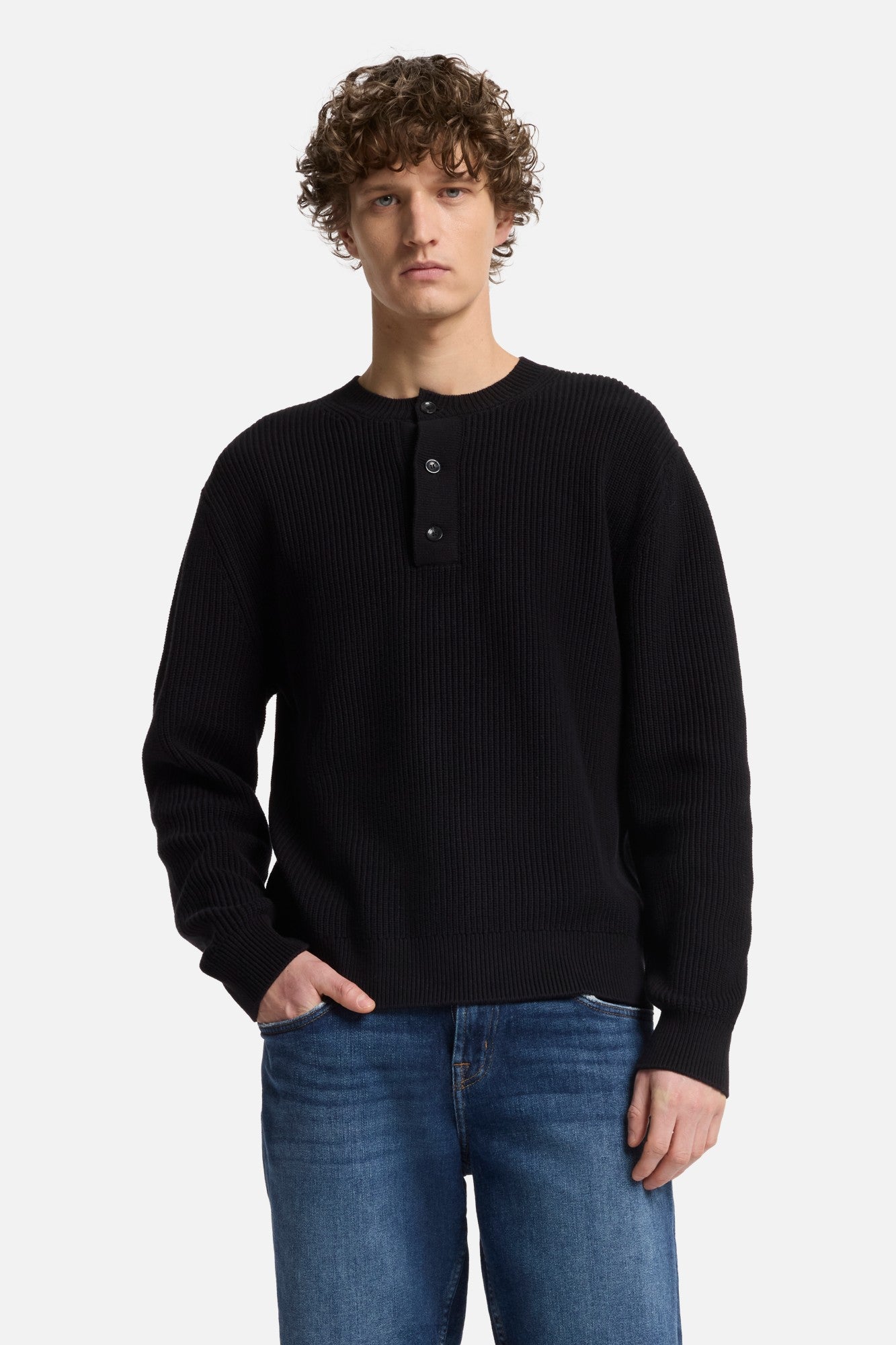 7-for-all-mankind-henley-sweater-herren-pullover-in-black image 3