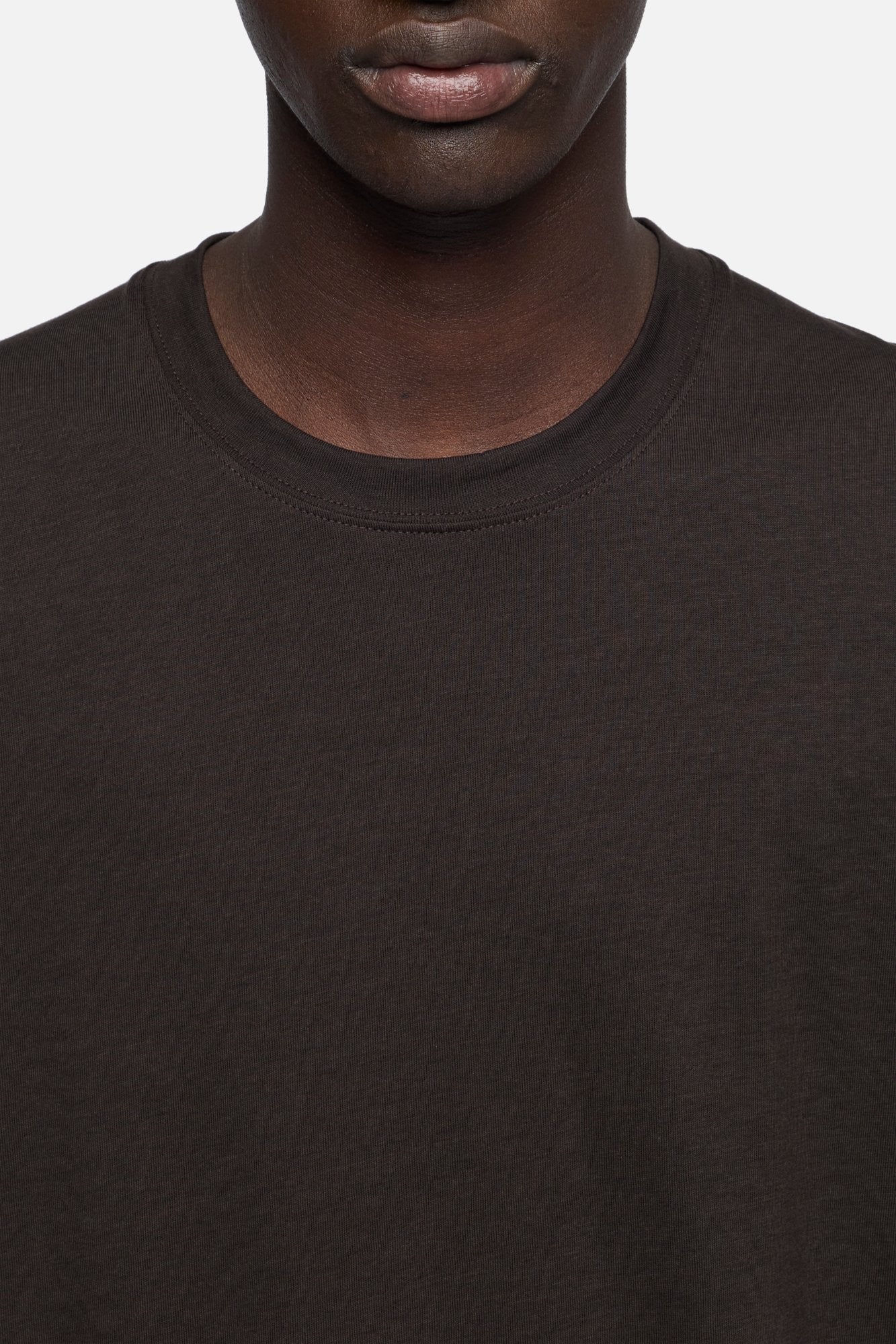 7-for-all-mankind-crewneck-tee-herren-t-shirt-lyocell-espresso image 4