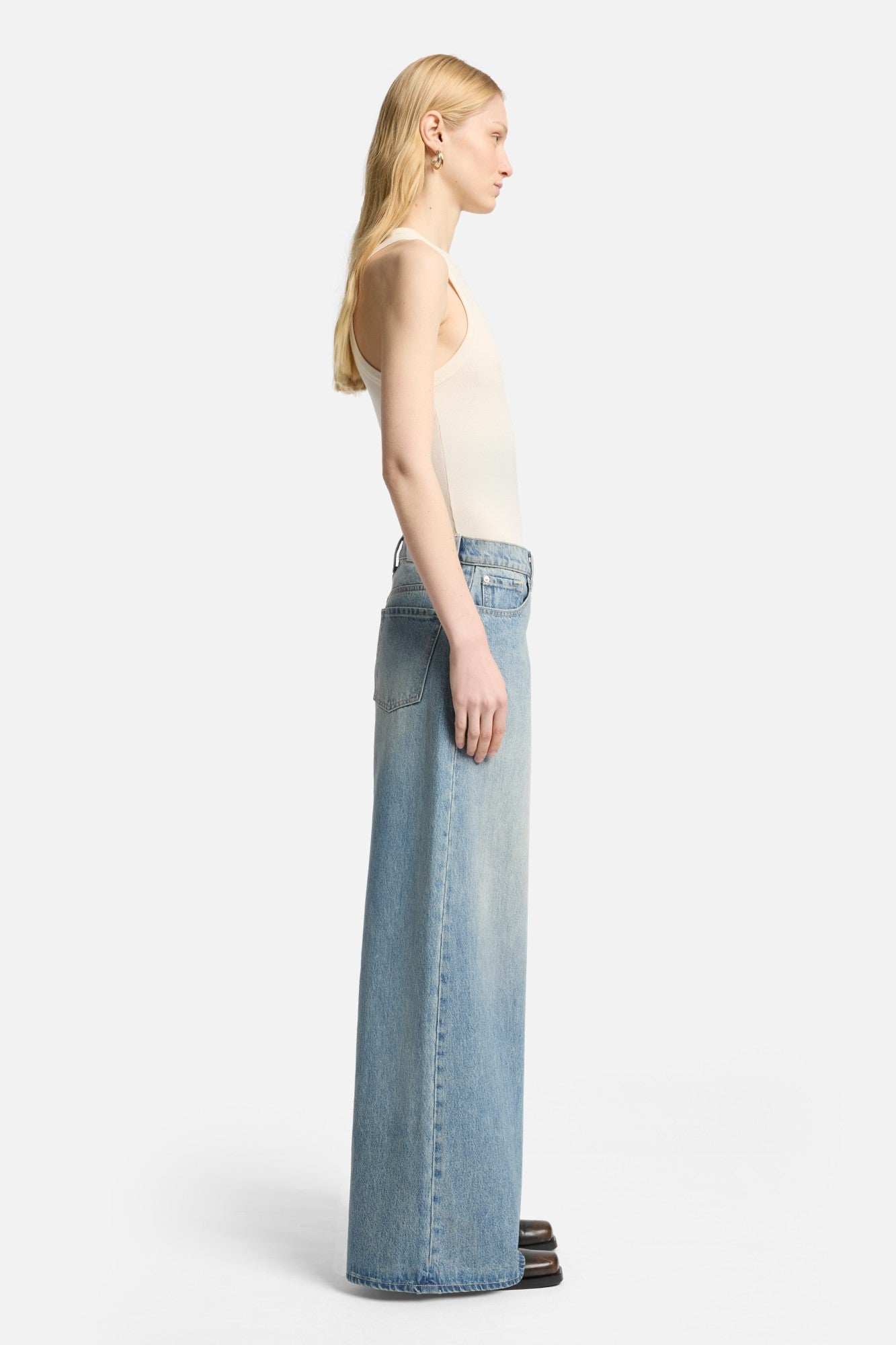 7-for-all-mankind-marie-wide-leg-coated-midland image 6
