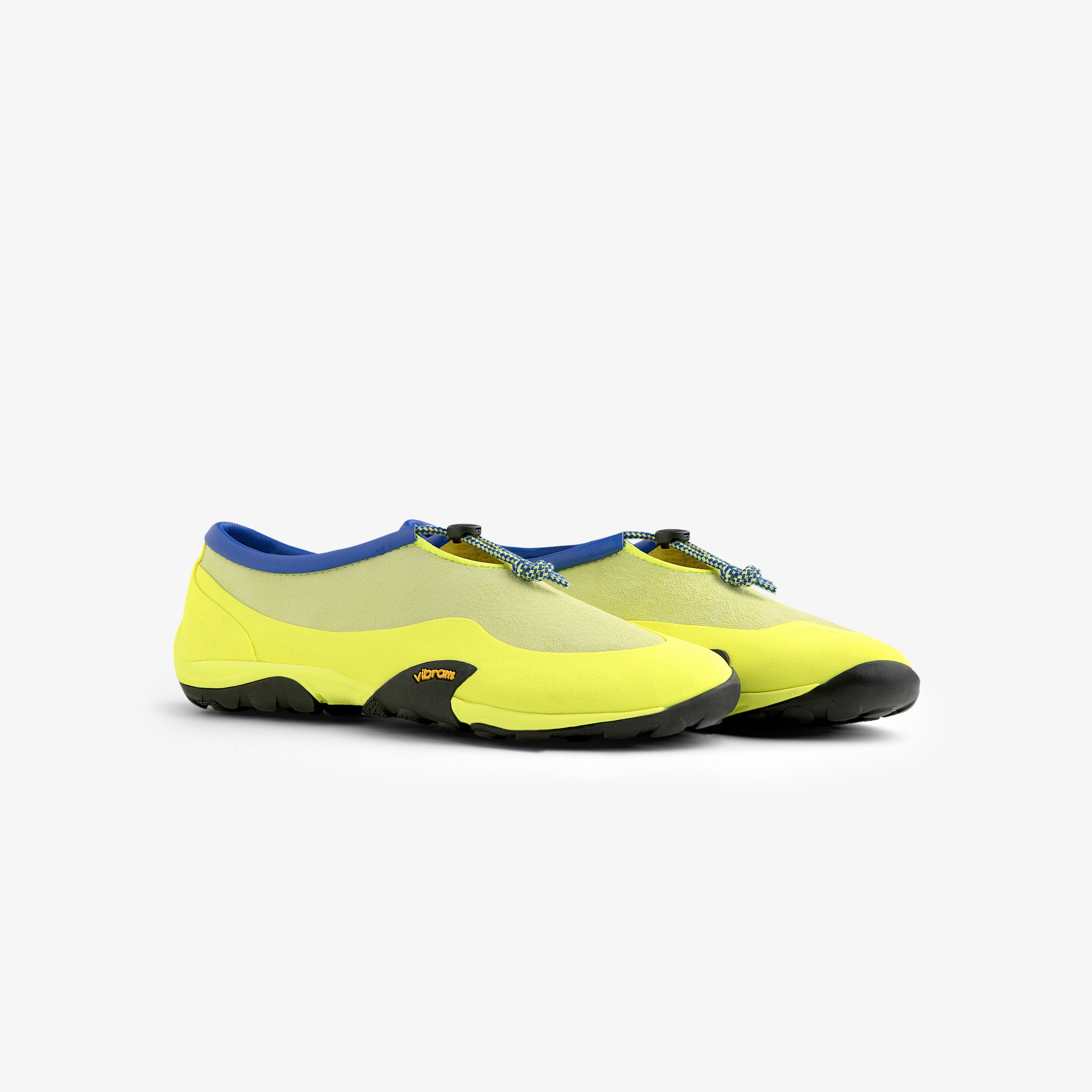 aim-leon-dore-x-new-balance-mt10t-neon-sneaker image 1