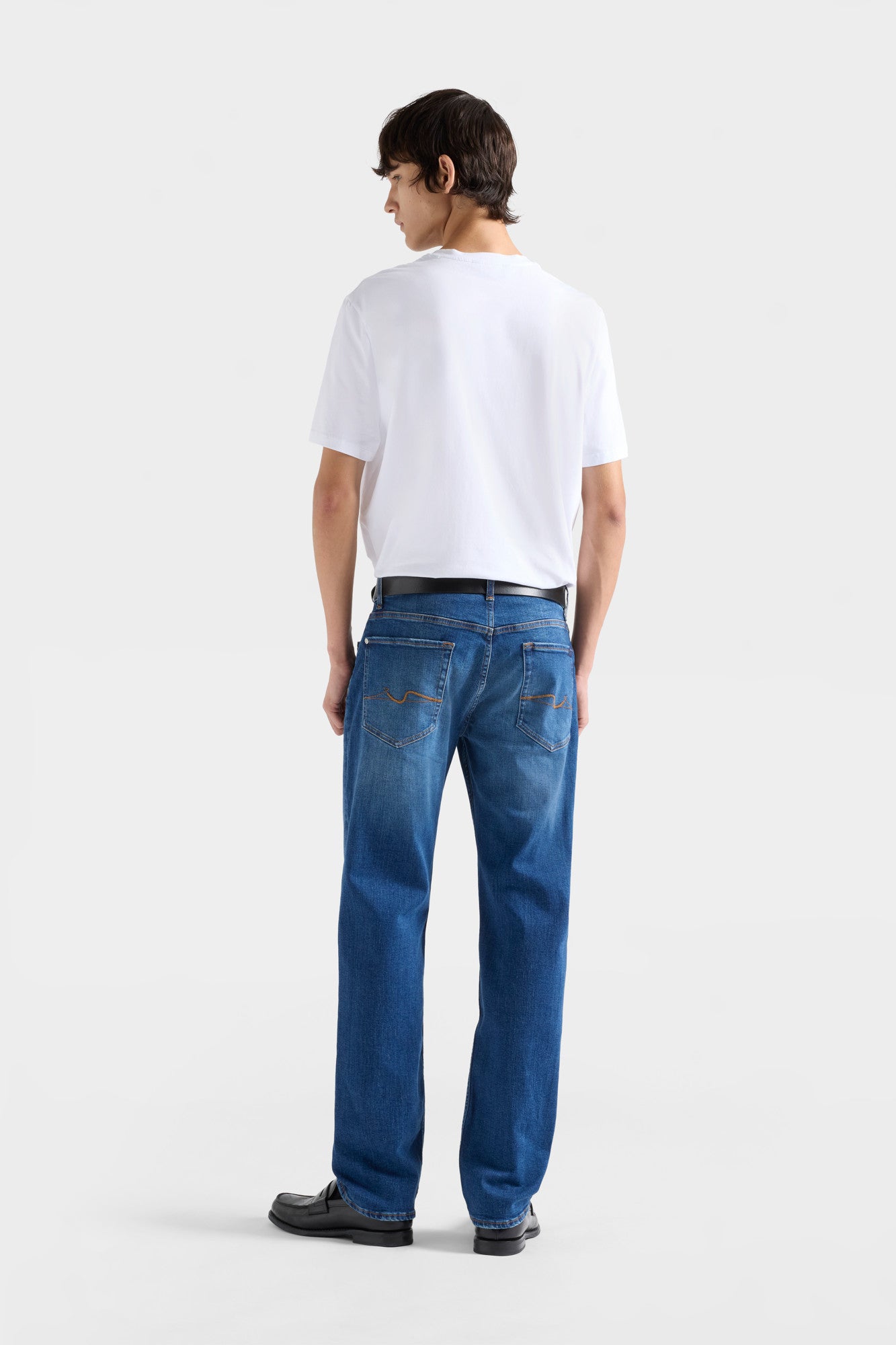 7-for-all-mankind-standard-straight-jeans-luxe-performance-sonora image 5
