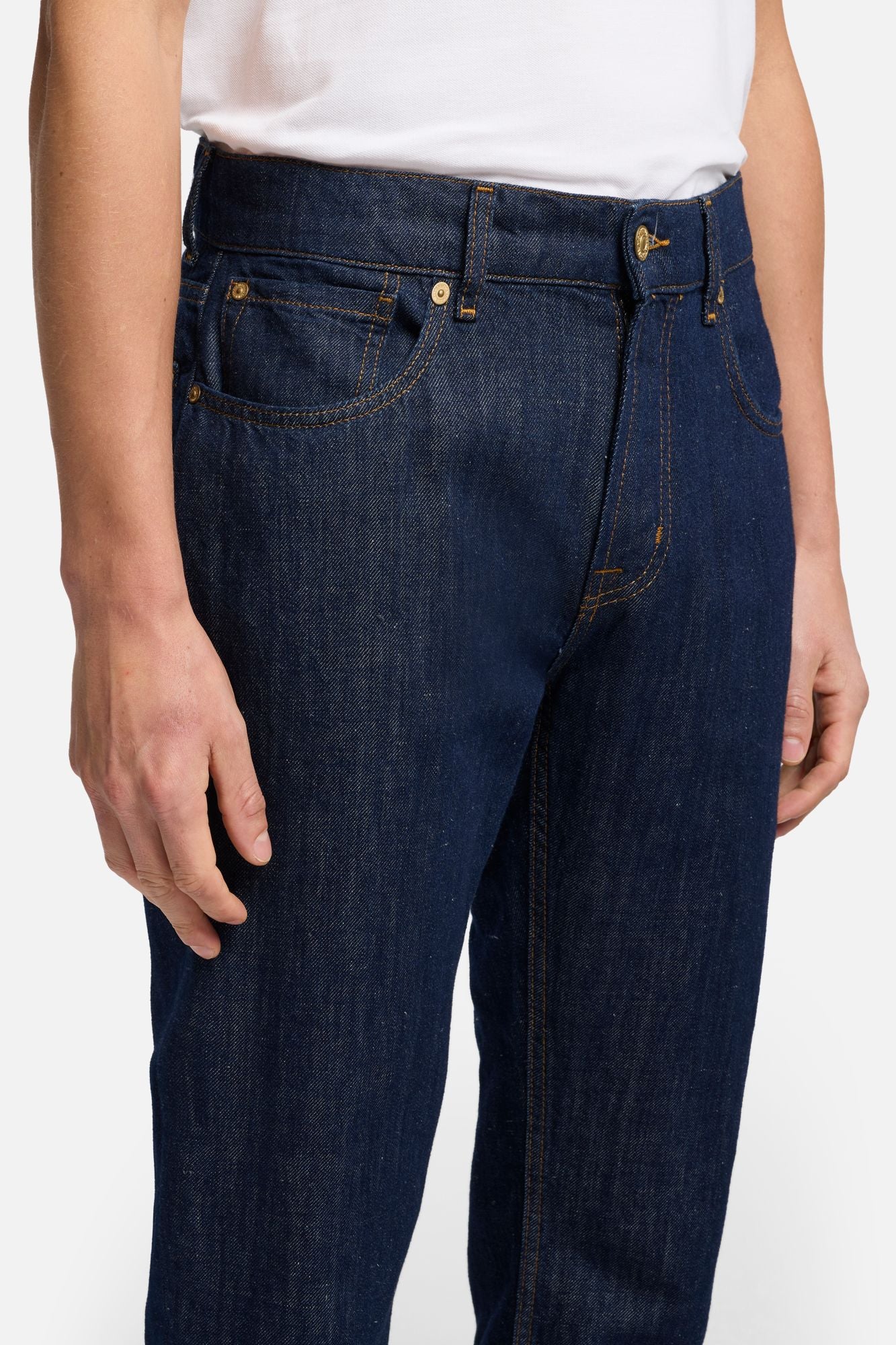 7-for-all-mankind-denim-linen-the-straight-herren-jeans-in-total image 7