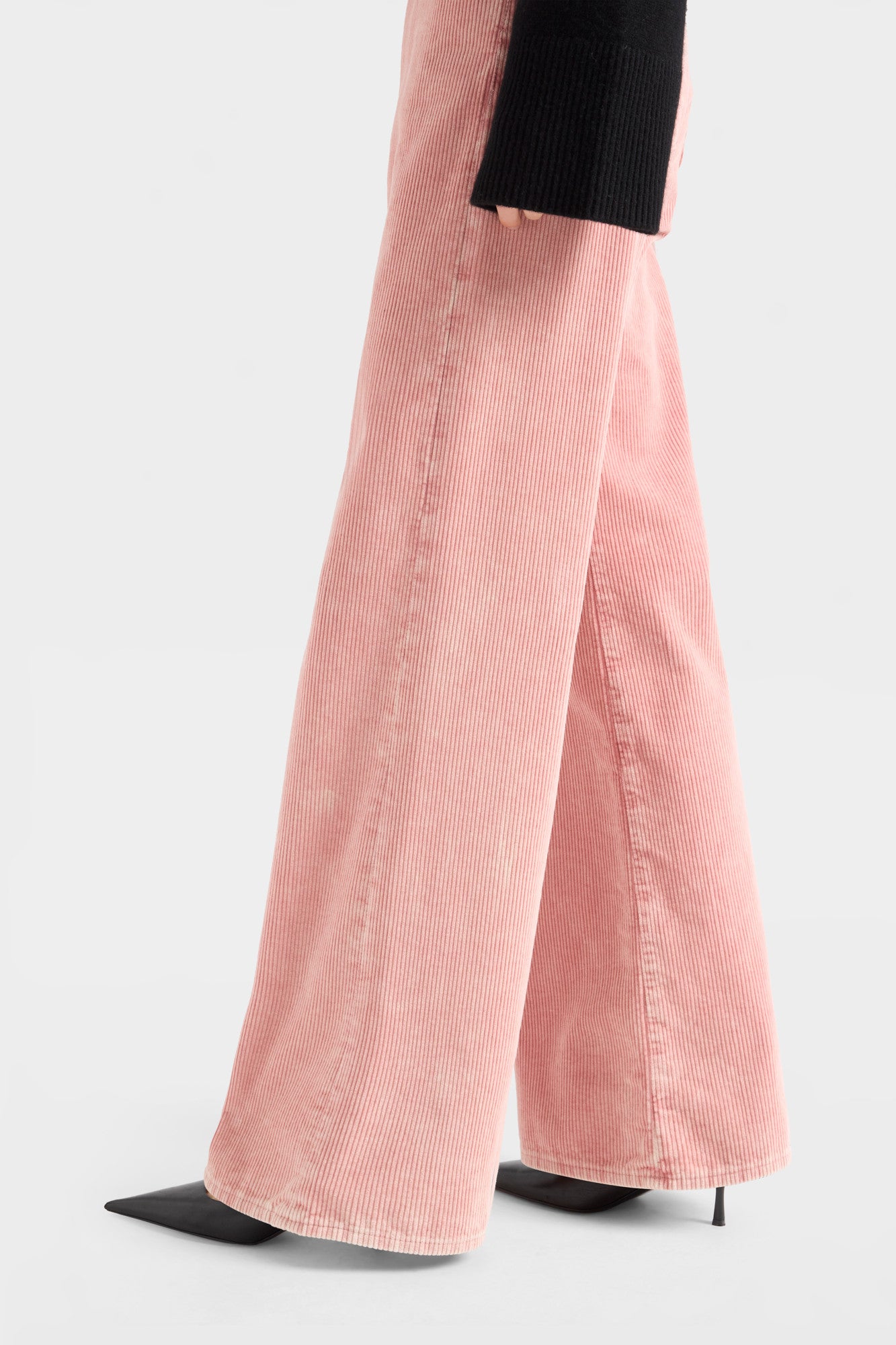 7-for-all-mankind-lotta-damen-cordhose-wide-leg-in-corduroy-blushing image 6