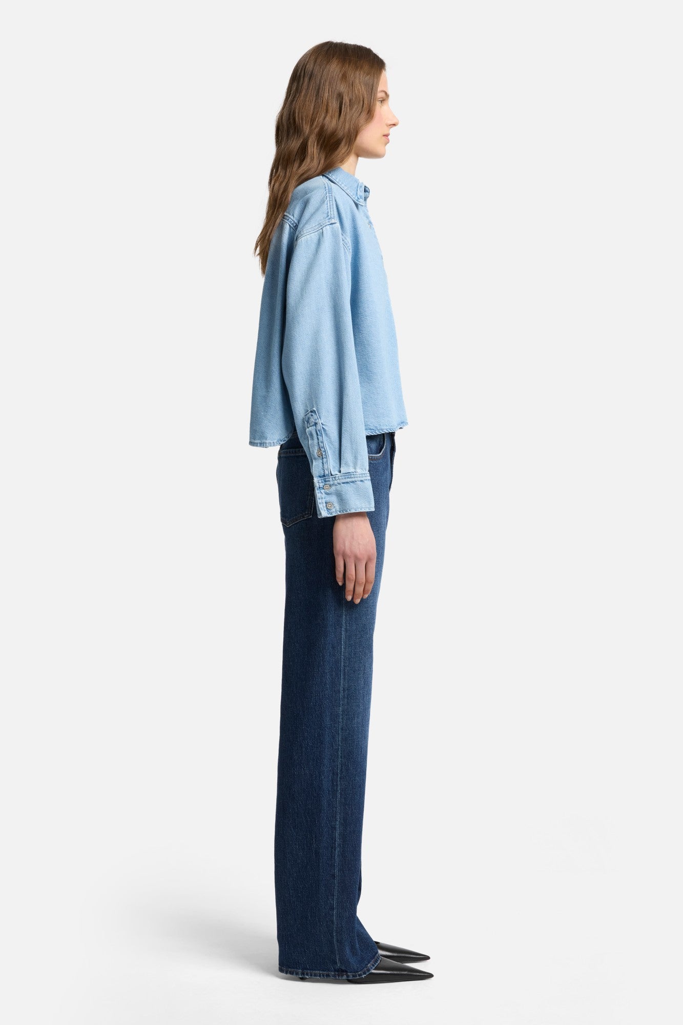 7-for-all-mankind-weightless-nina-cropped-denimhemd-hana image 6