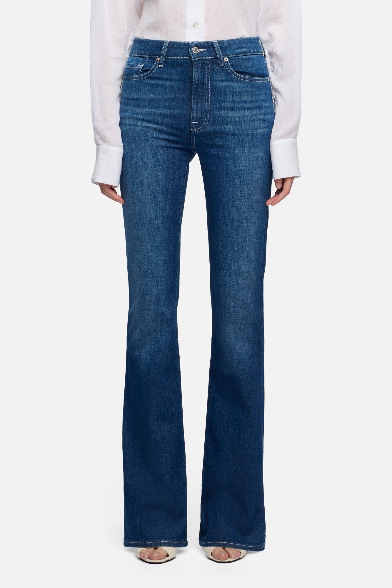 7-for-all-mankind-leggy-bootcut-jeans-in-left-hand-stormy-drift image 3