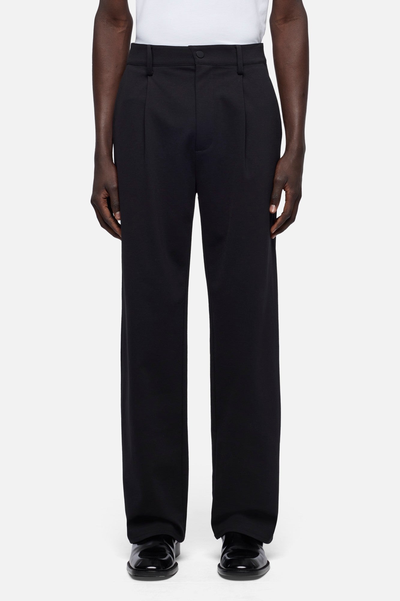 7-for-all-mankind-pleated-trouser-luxe-performance-knit-hose-schwarz image 3