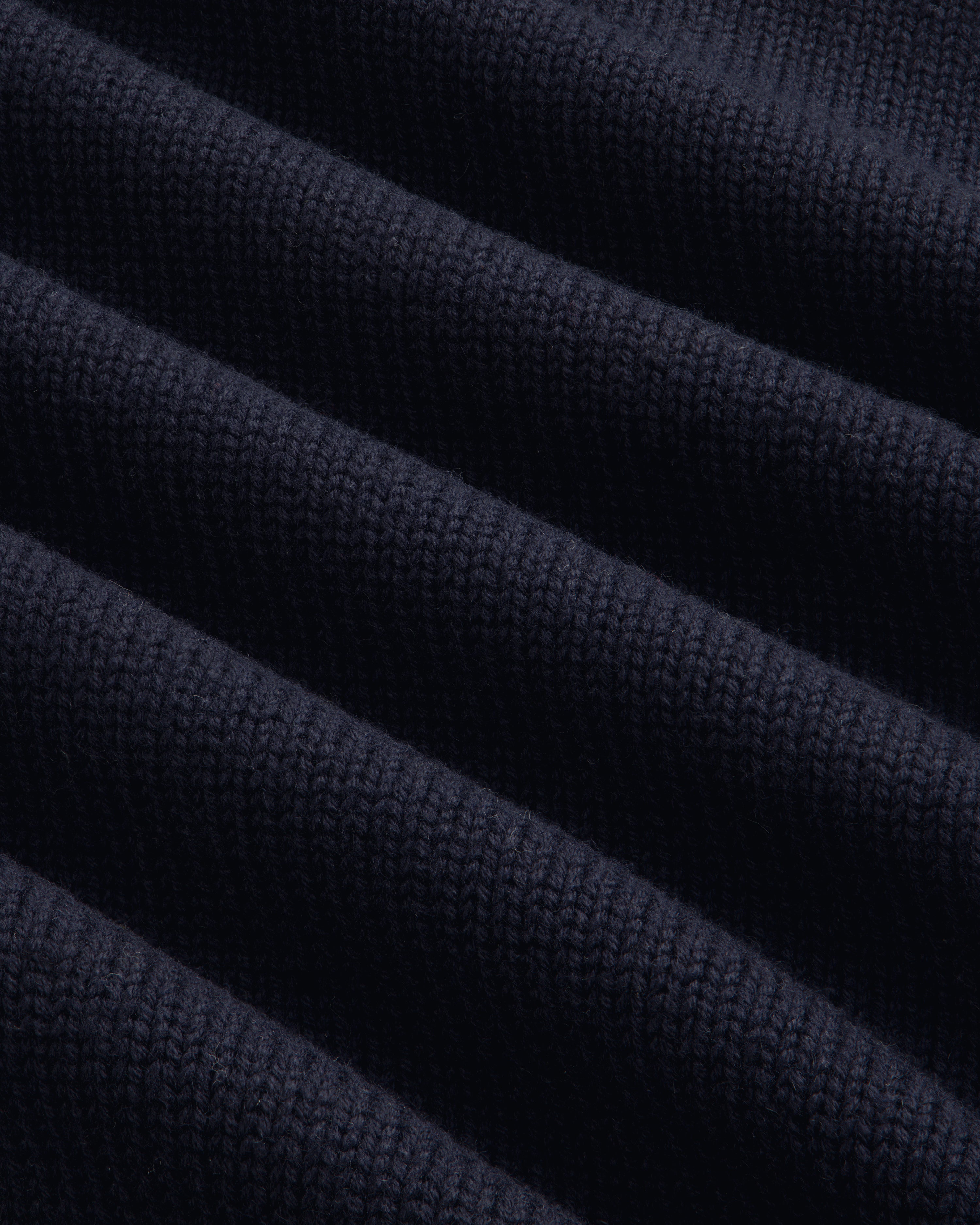 aim-leon-dore-regatta-embroidered-crewneck-sweater-navy image 5