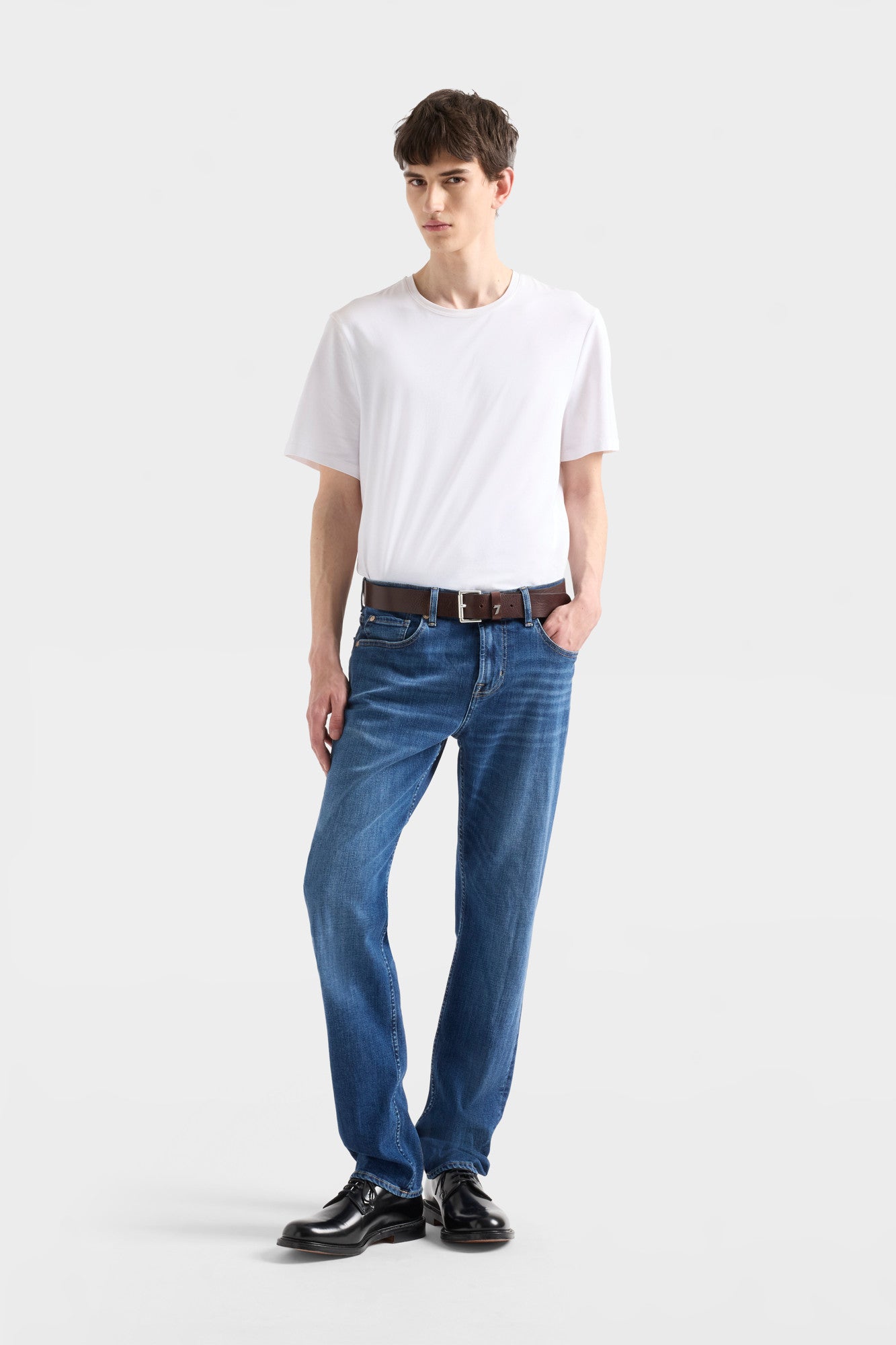7-for-all-mankind-slimmy-jeans-luxe-performance-haven image 2