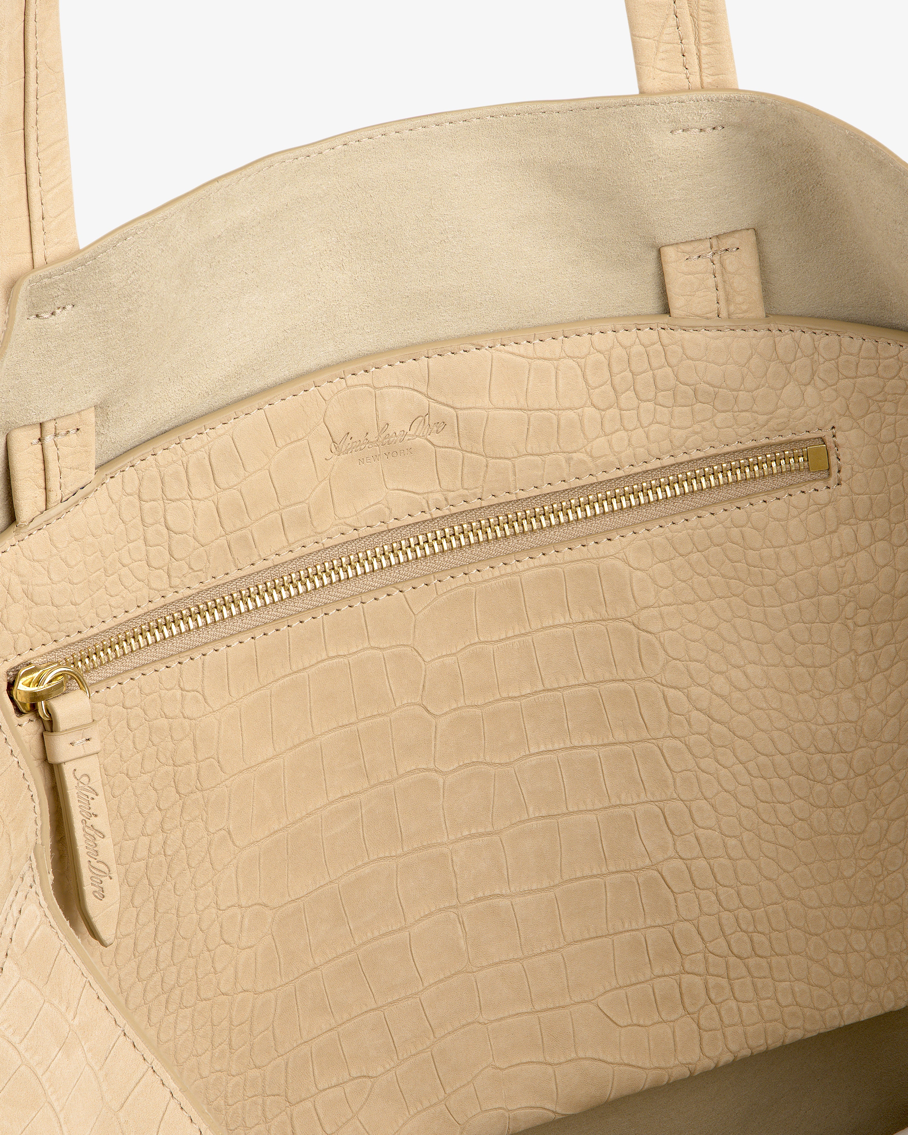aim-leon-dore-croc-embossed-nubuck-tote-bag-tan-leder-tote-aus-italienischem-nub image 6
