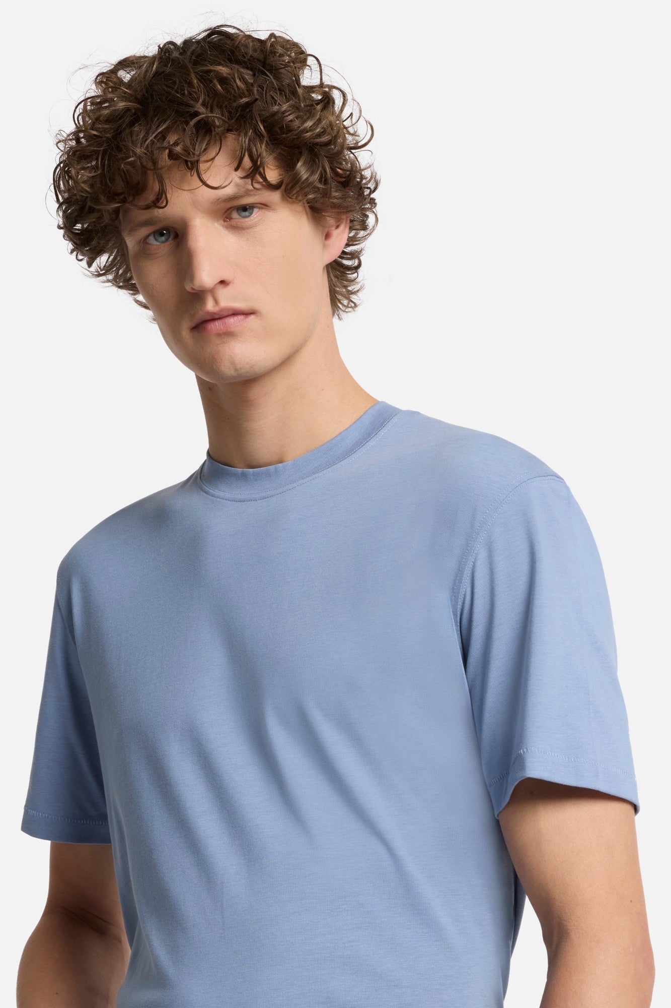 7-for-all-mankind-lyocell-crewneck-t-shirt-slate-blue image 4