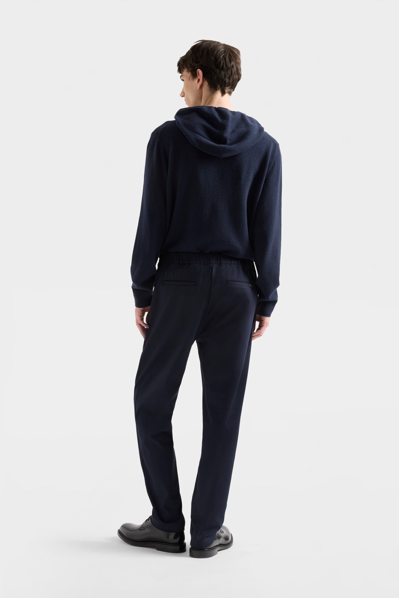 7-for-all-mankind-the-straight-hose-luxe-performance-knit-navy image 4
