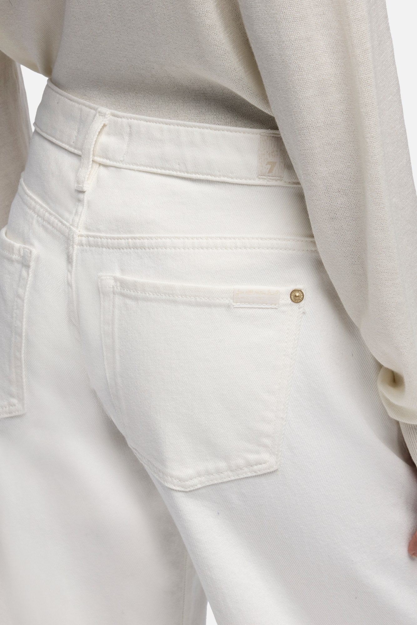 7-for-all-mankind-low-straight-jeans-milkyway-wei image 4