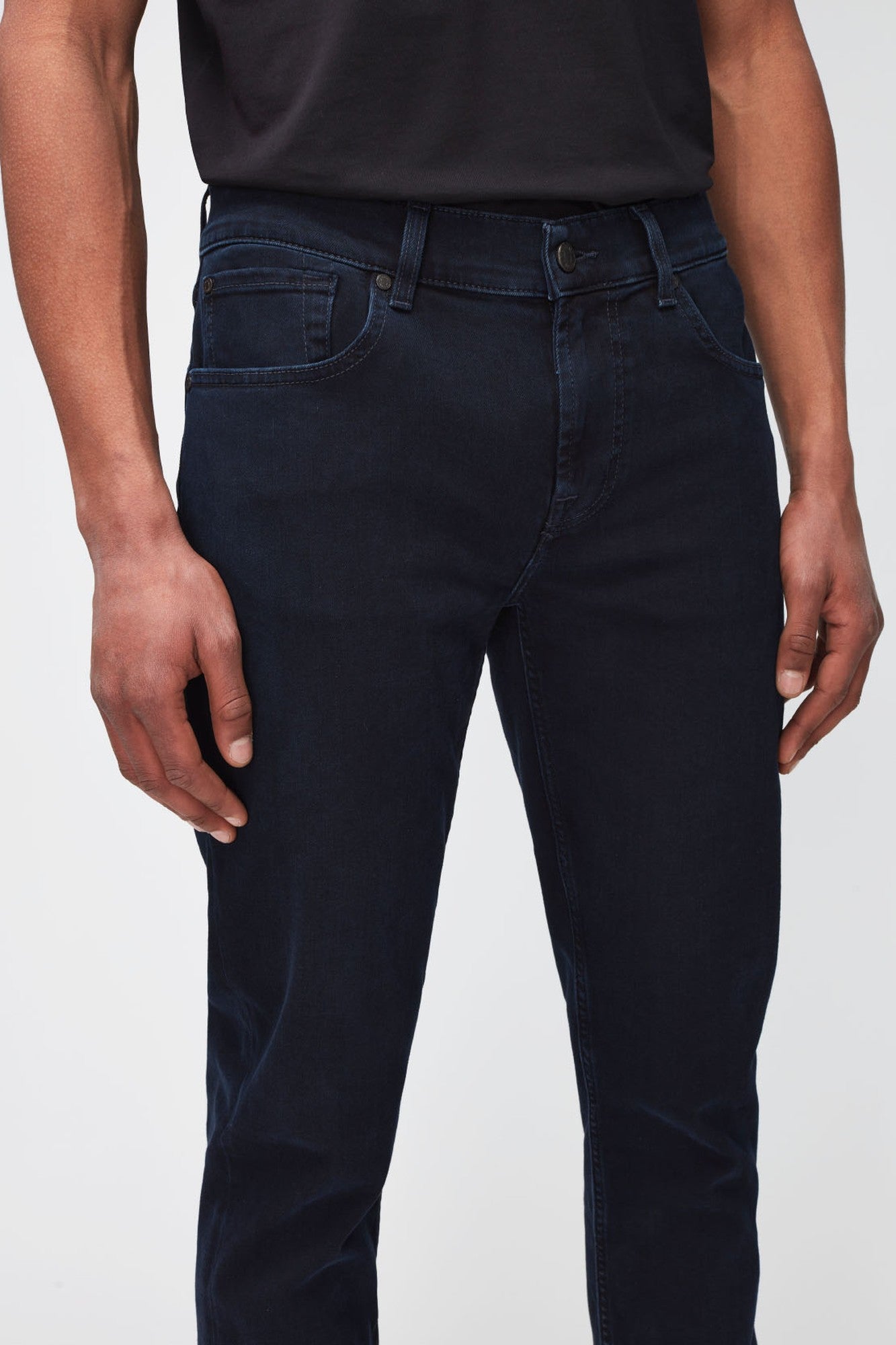 7-for-all-mankind-slimmy-tapered-luxe-performance-blue-black-herren-jeans image 7