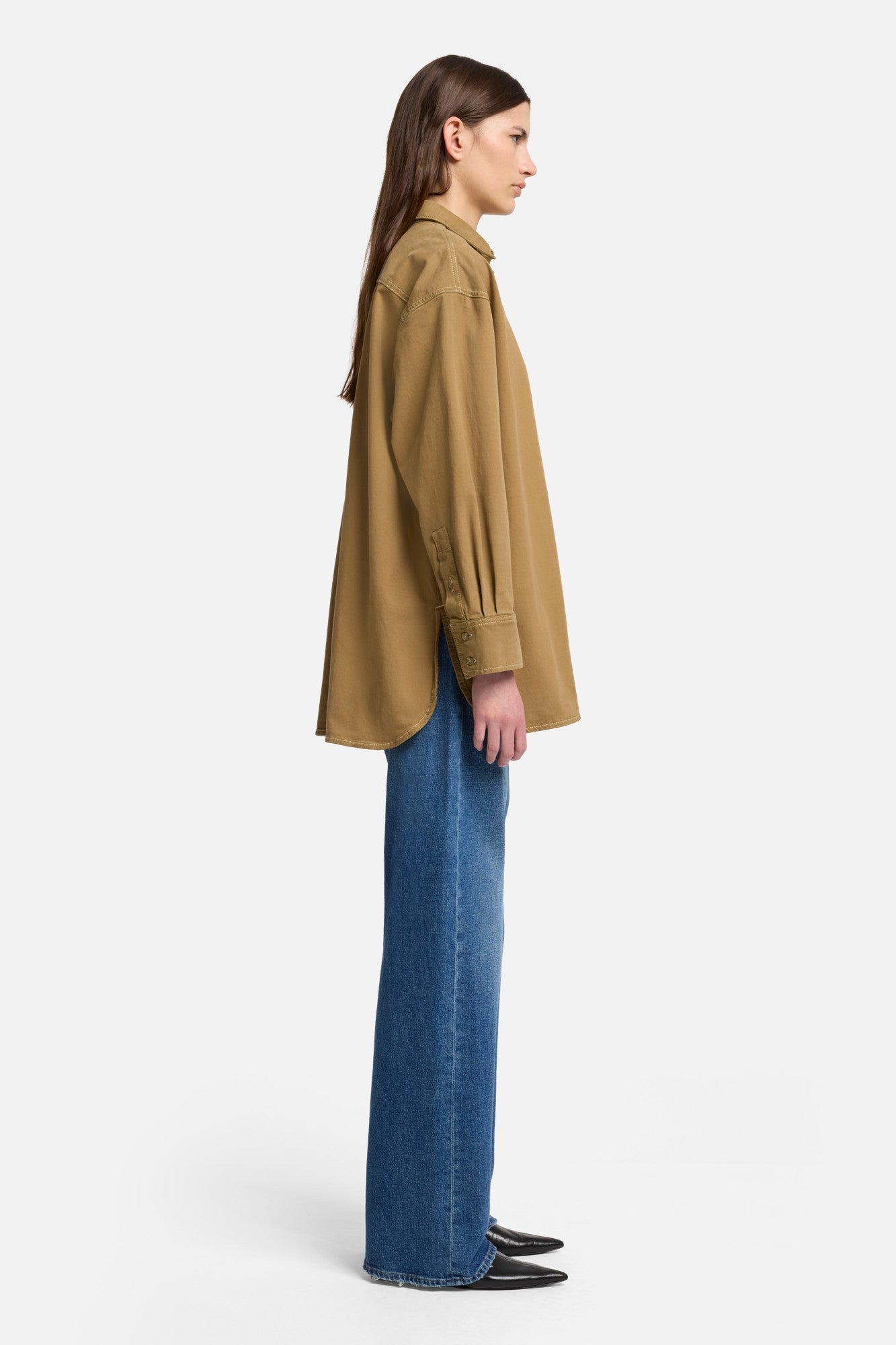 7-for-all-mankind-nina-relaxed-overshirt-comfort-twill-sand-storm-damen image 6