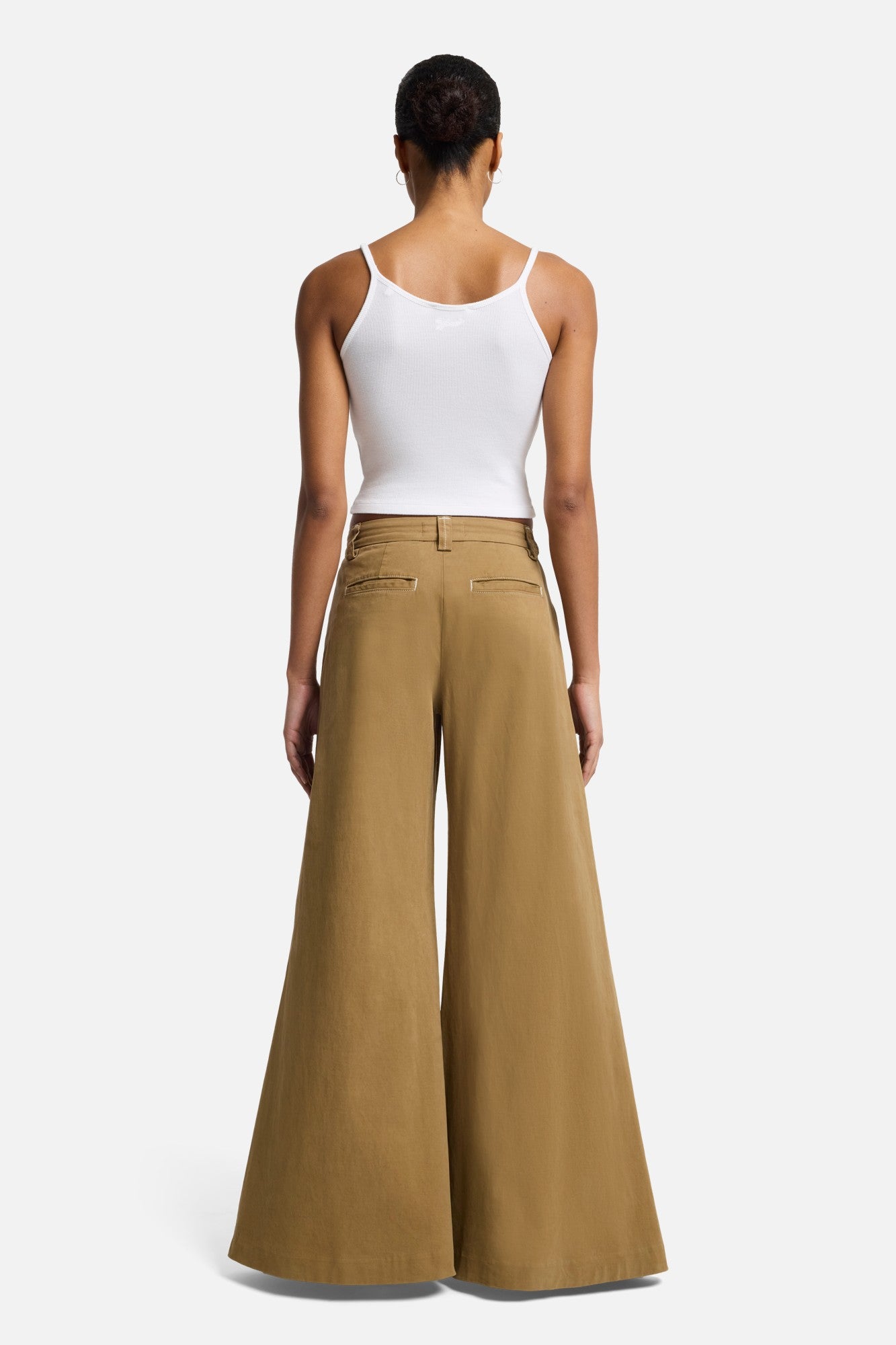 7-for-all-mankind-willow-palazzo-hose-sand-storm-twill image 5